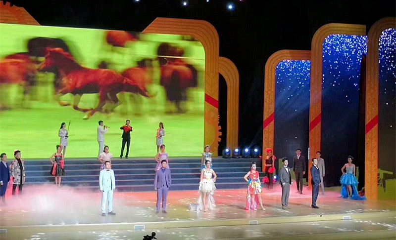 南宫NG28集团集团职工参演省总工会省国资委迎国庆表扬文艺晚会