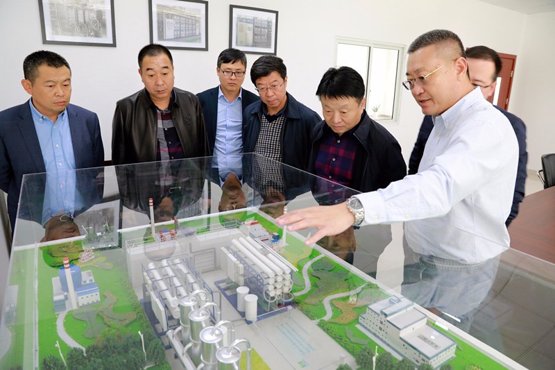 熊良虎赴上海缘脉情形公司考察调研