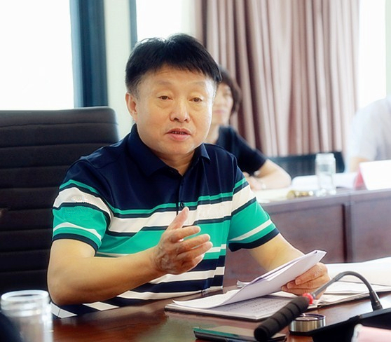 南宫NG28集团集团举行“不忘初心、、、切记使命”主题教育第三次集中学习钻研暨警示教育会