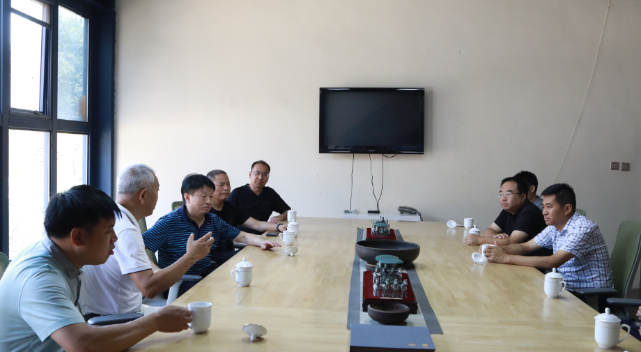 熊良虎考察调研城市再生资源循环工业