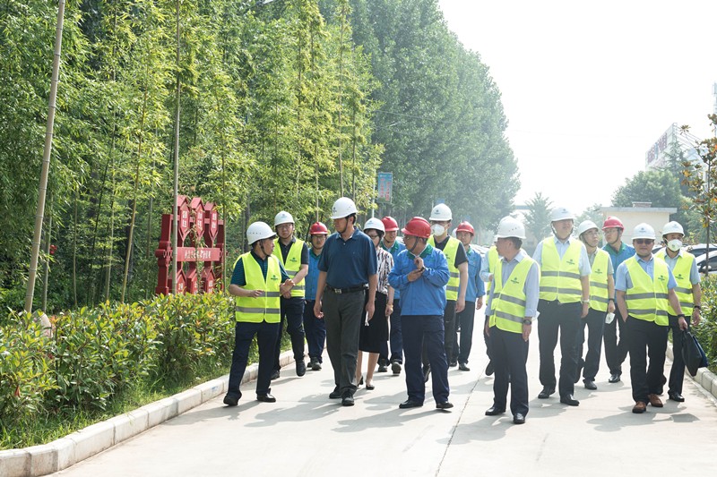 省委组织部副部长范永斌到南宫NG28集团集团调研