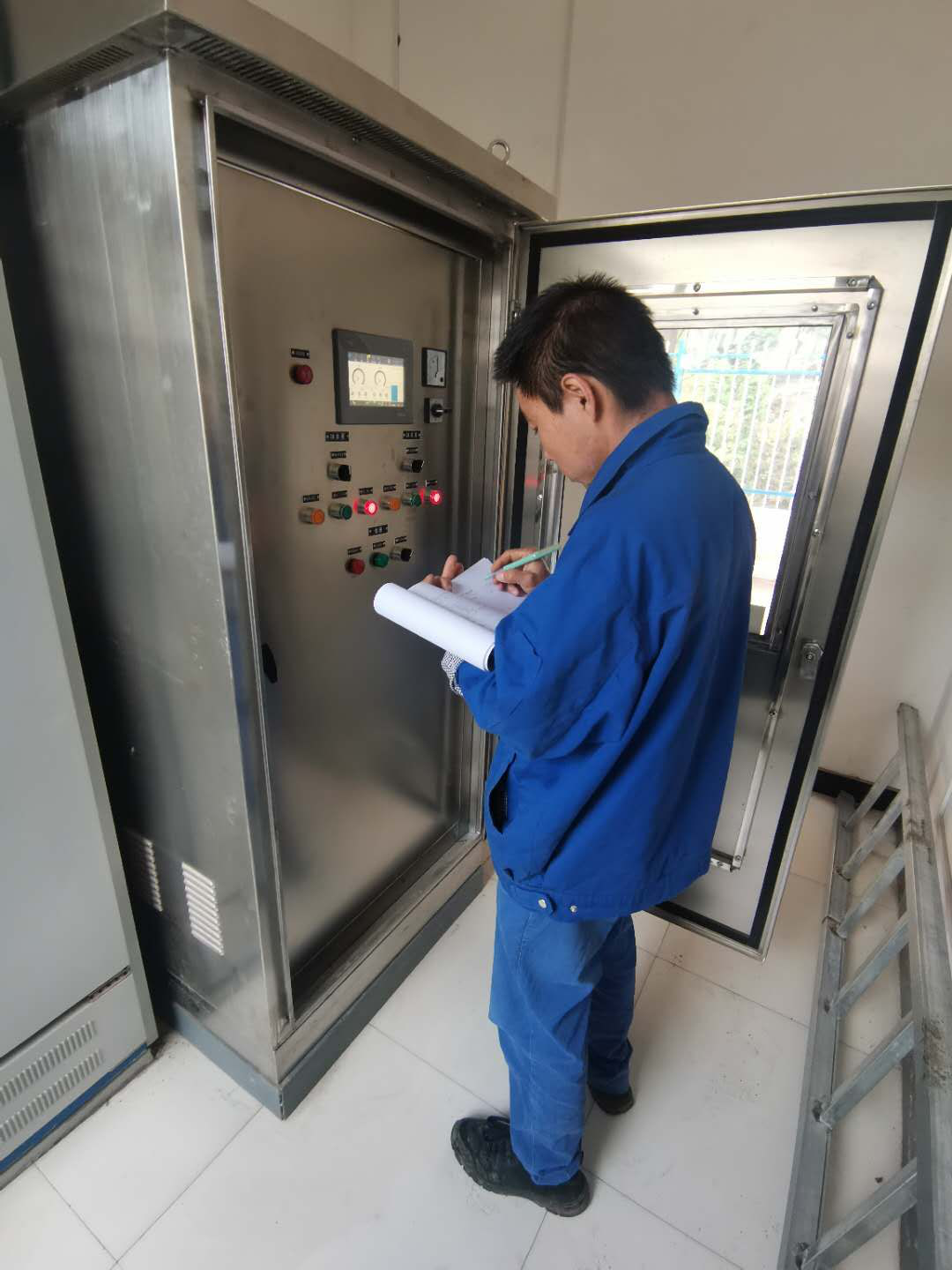 这个端午节，，水情形人这么过（一）