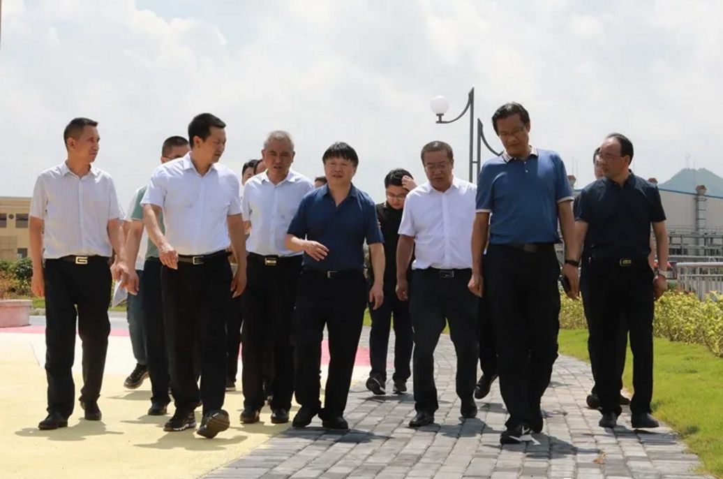 熊良虎应邀加入商洛市政府与全域污水处理项目社会资源方对接聚会