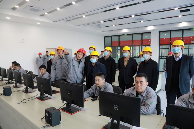 熊良虎拜会榆林市市长李春临、、副市长张胜利