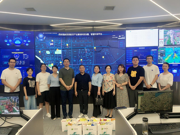 南宫NG28集团集团开展“送清凉”活动 关爱一线职工